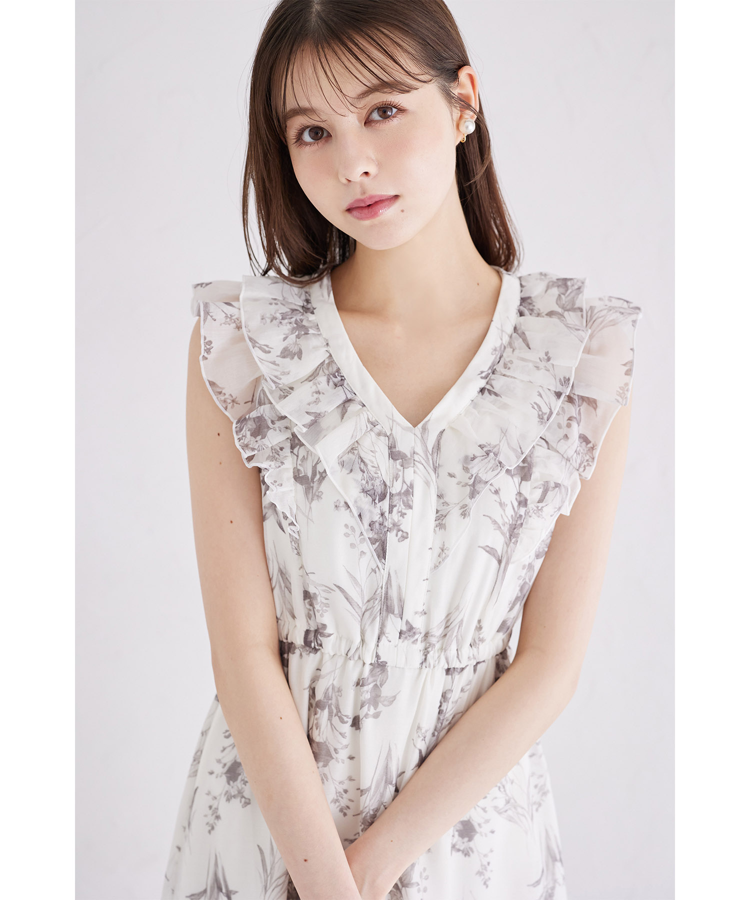tocco closet フリル付きシアーフラワープリントワンピース【netely 