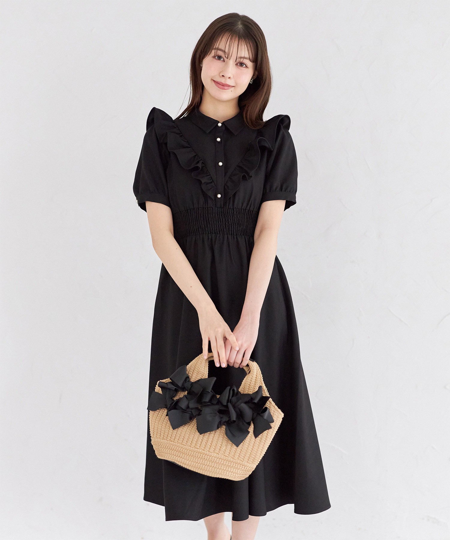 フリル付きパール釦ウエストシャーリングシャツワンピース　ブラック tocco closet フリル付きパール釦ウエストシャーリングシャツ