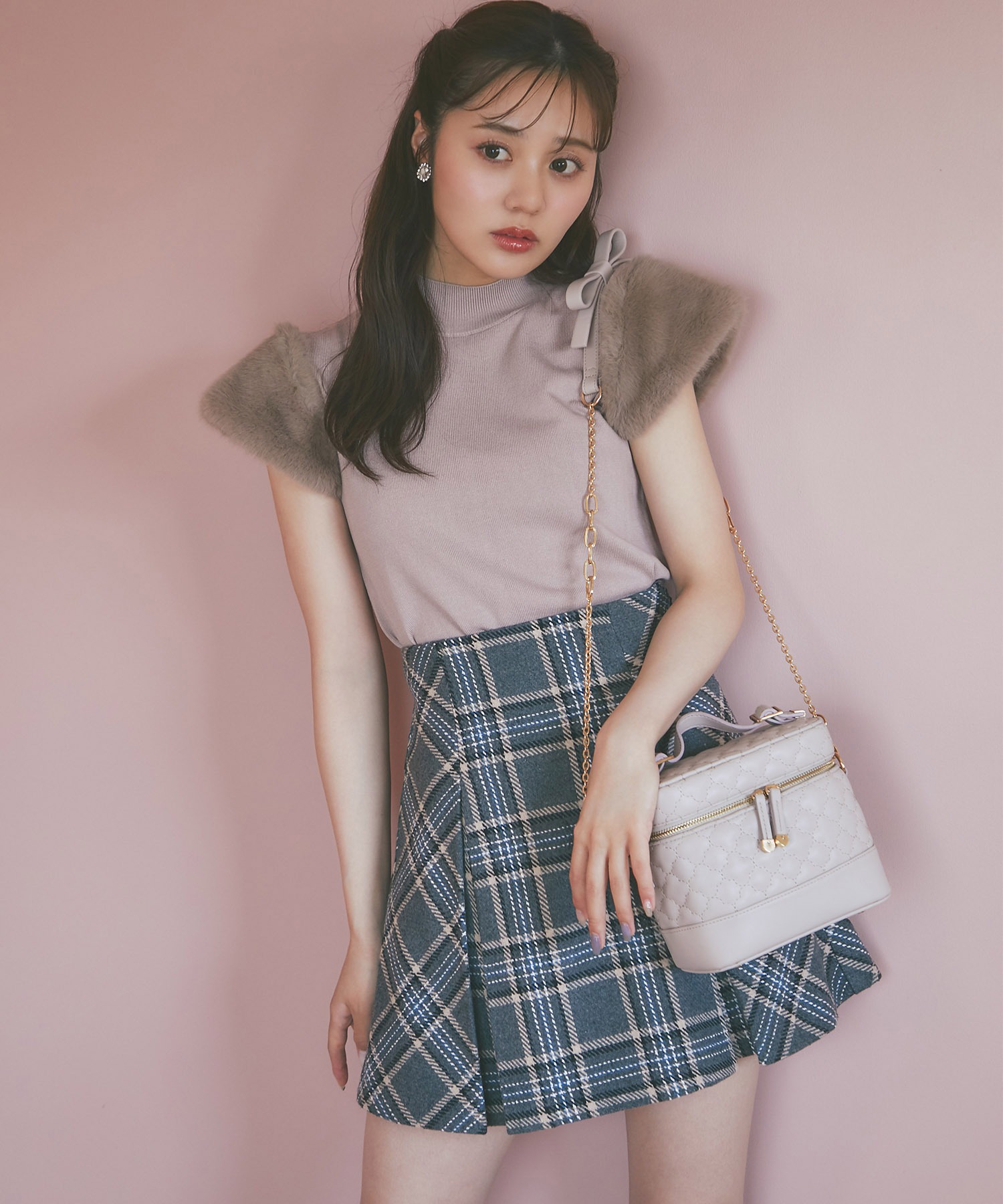 tocco closet ファースリーブ切り替えニットプルオーバー