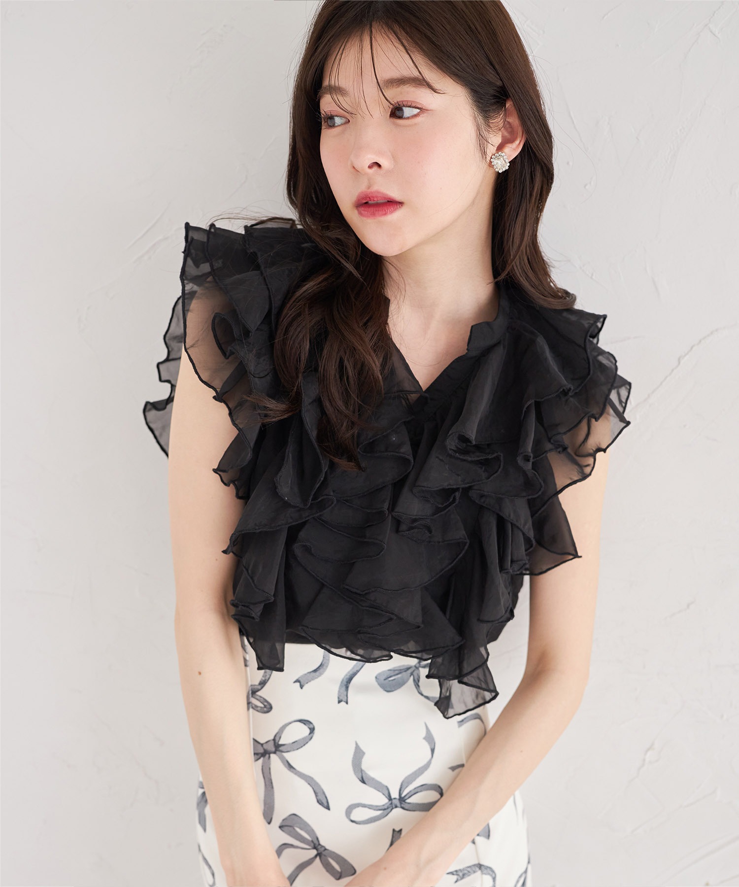 Rouge vif la cle｜フリルカラーシアーブラウス | Rakuten