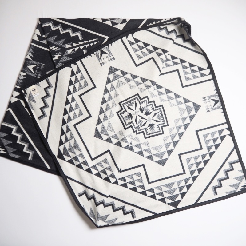 PENDLETON(ペンドルトン) 大判ブランケット OXBOW BLANKET ROBE PENDLETON(ペンドルトン) 大判ブランケット OXBOW BLANKET ROBE