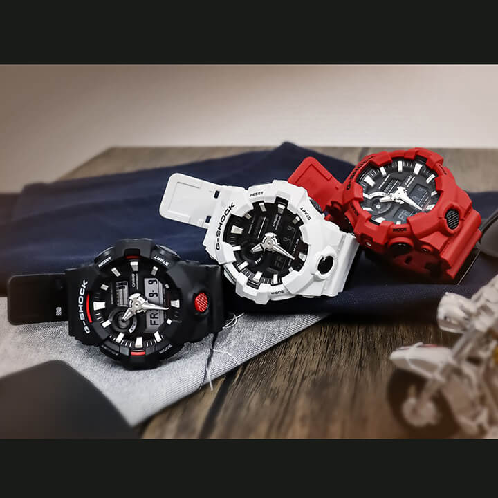 G-SHOCK GA-700-2A 並行輸入品 Gショック ブルー 青 海外 - 通販