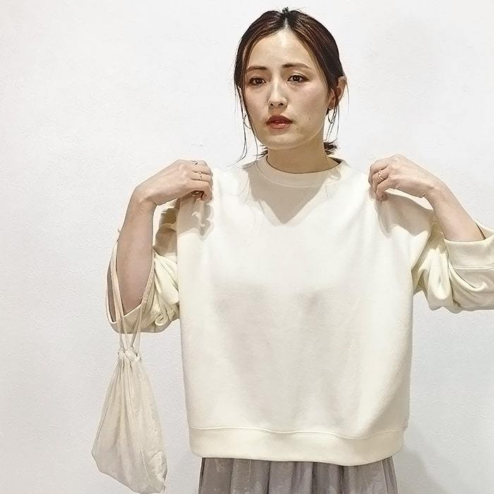 トップス トレーナー ショート丈 袖あり 長袖 ラウンドネック 襟なし アシンメトリー プルオーバー 大人可愛い きれいめ シンプル カジュアル 大人 上品 お洒落 レディース トップス プルオーバー スウェット シンプル