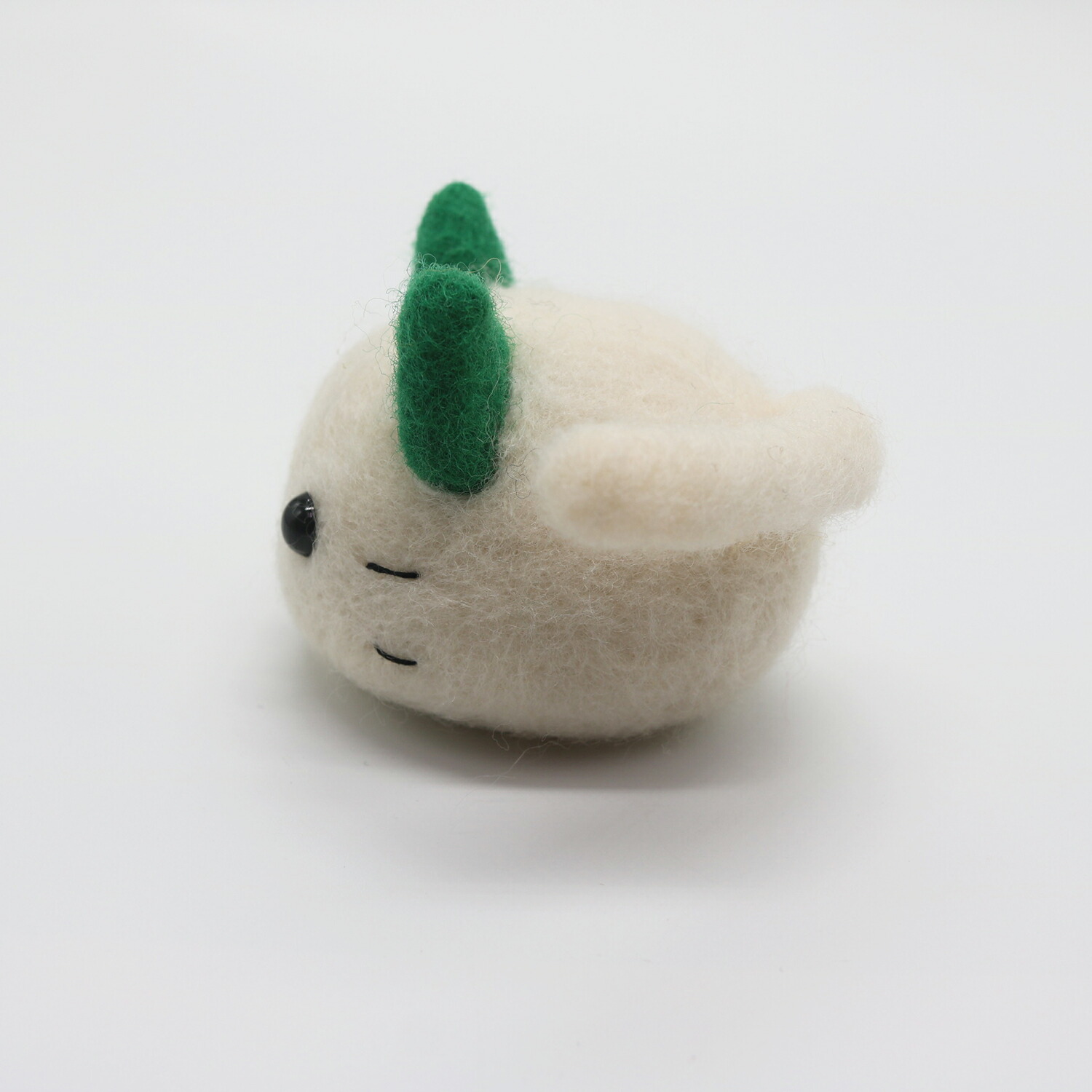 pochevert はっとりみどり 羊毛フェルト完成品 にゃんころシリーズ