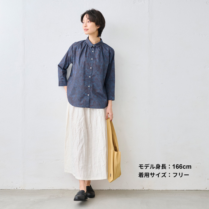 リバティ ブラウス 長袖 花柄 40代 50代 リバティプリント ギャザー使い シャツ 日本製 | LIBERTY. | 17