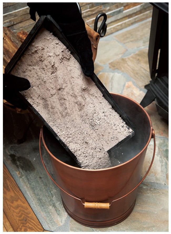 ファイヤーサイド　アンティークアッシュコンテナ(小) アンティーク アッシュコンテナ（小）｜製品を見る｜薪⽕の総合商社