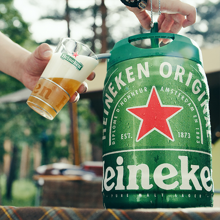 ビール 樽 ハイネケン ドラフト ケグ 5L 1本 5000ml Heineken ハイネケンジャパン パーティ 家飲み バーベキュー 忘年会 新年会  ギフト サーバー 送料無料 : 3497381001 : 東京酒粋(トウキョウシュスイ) - 通販 - Yahoo!ショッピング