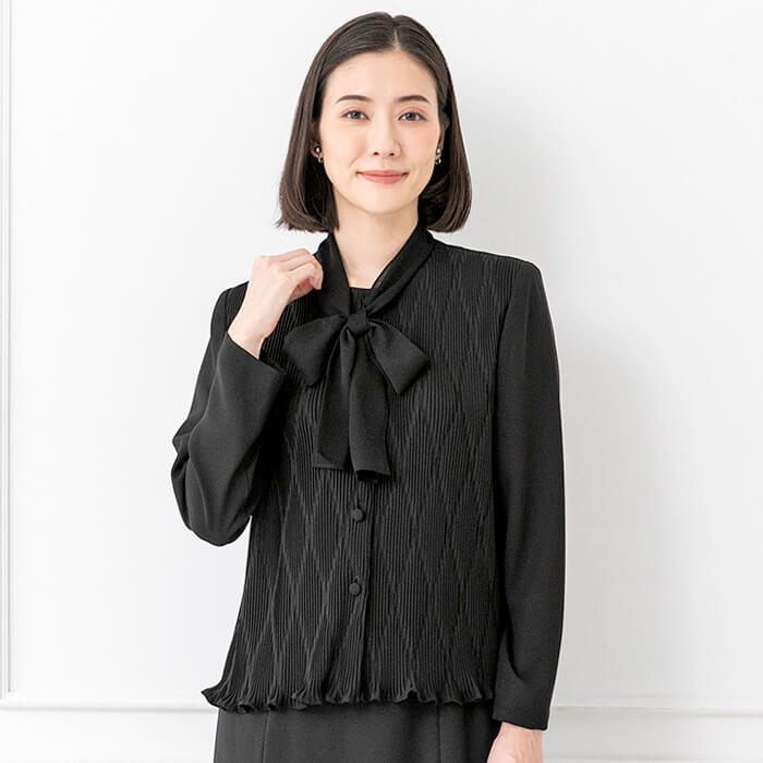 合夏物 ブラックフォーマル ブラウス レディース 婦人 礼服  喪服  EU342 オンライン限定【喪服・礼服・フォーマル・春夏】ラッフルカラー