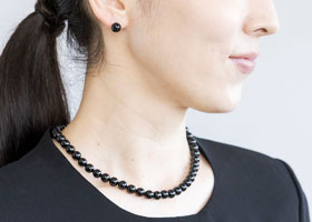未使用　天然オニキス念珠　ネックレス　イヤリング　3セット 東京ソワール オニキス イヤリング ピアス イヤーアクセサリー