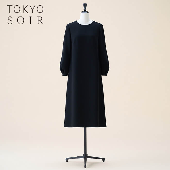 ブラックフォーマル ワンピース 喪服 レディース 婦人 礼服 女性 シンプル 通年 体型カバー オールシーズン 黒 袖 Aライン 定番 ウォッシャブル 洗える 7401100の画像