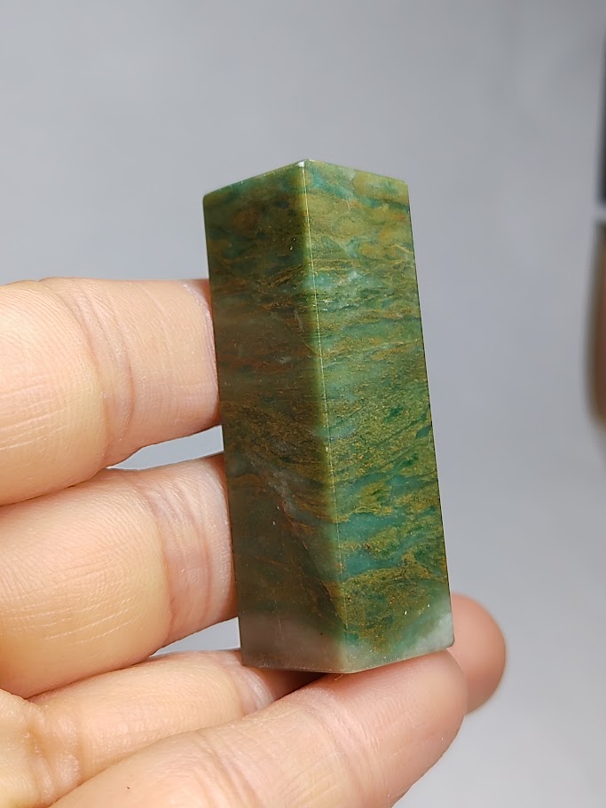 角印材(3)広東緑凍石 大きい角印 4.6x4.8x12cm 795g 中国印材
