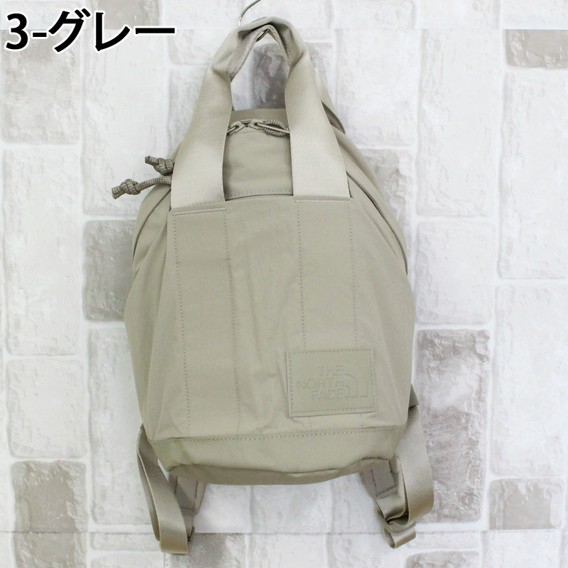 THE NORTH FACE リュックサック、デイパック（色：グレー系）｜バッグ