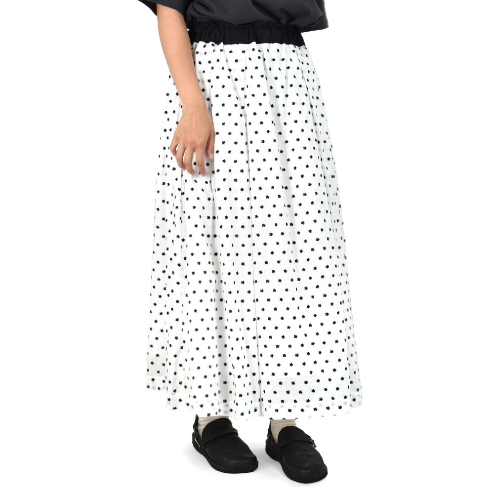 Pont de Chalons（ポンデシャロン） スカート 刺繍タックギャザー