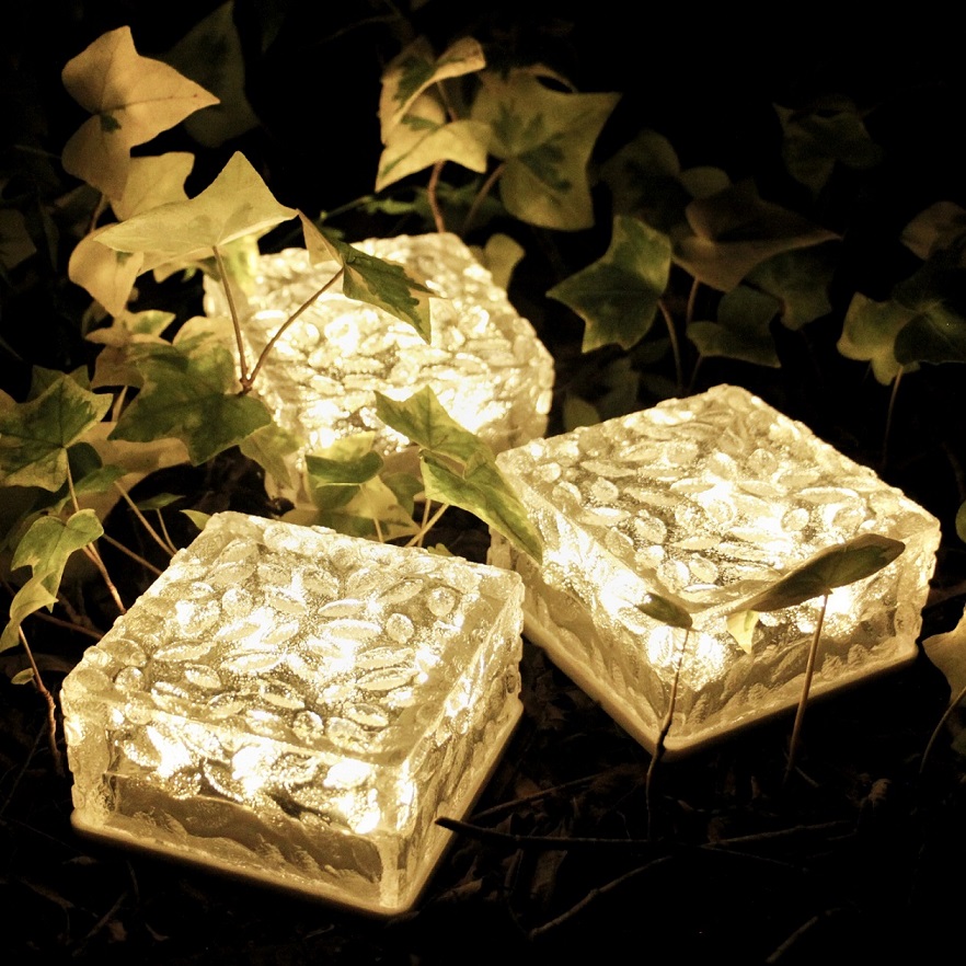 ガーデンライト ソーラーライト 四角形 屋外 置き型 ソーラー 充電式 エコ 明るい おしゃれ 防滴 太陽光 LEDライト 自動点灯 電球色 照明 ブロック「takumu」 | remecle | 02