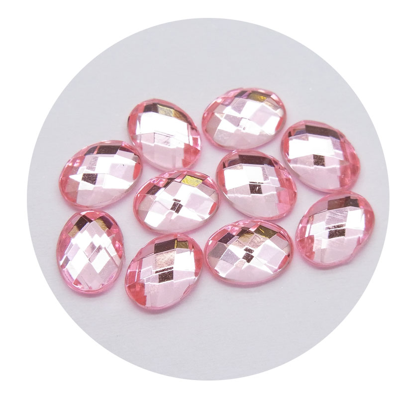 アクリル製 ラインストーン オーバル型 カットあり : ココロネイル