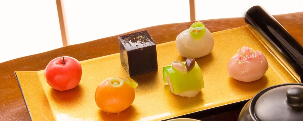 風味絶佳 福田屋 和箪笥箱入り 匠の六撰 ひとくち上生しょこら＆桜煎茶