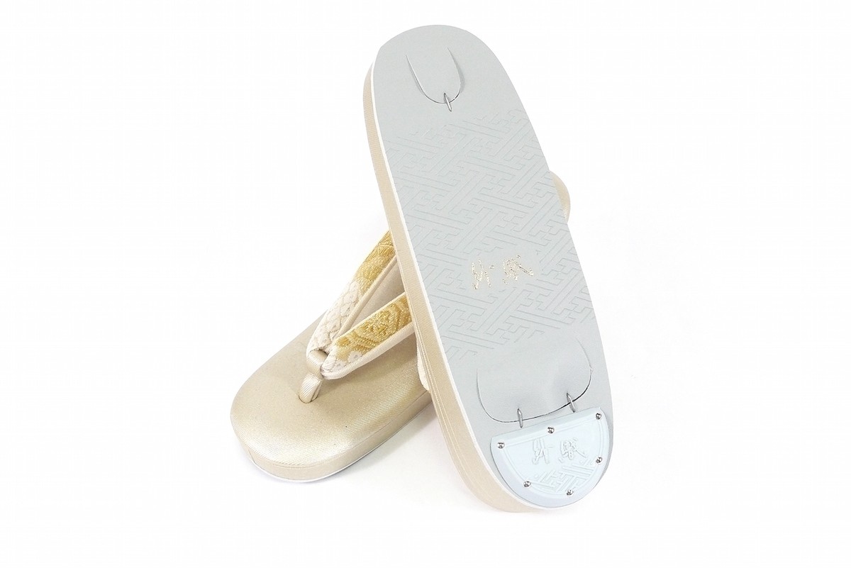 送料無料 紗織謹製 正絹草履バッグセット パールトーン加工 草履23.0cm