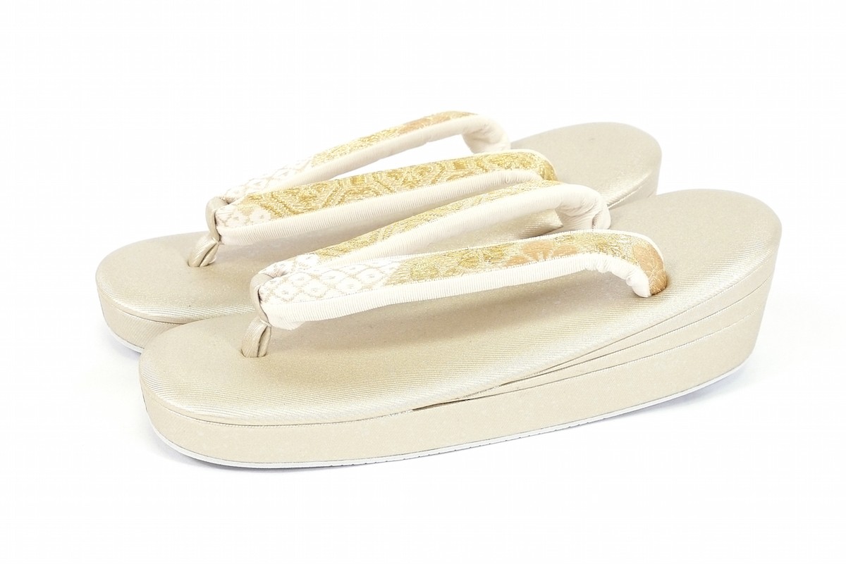 送料無料 紗織謹製 正絹草履バッグセット パールトーン加工 草履23.0cm