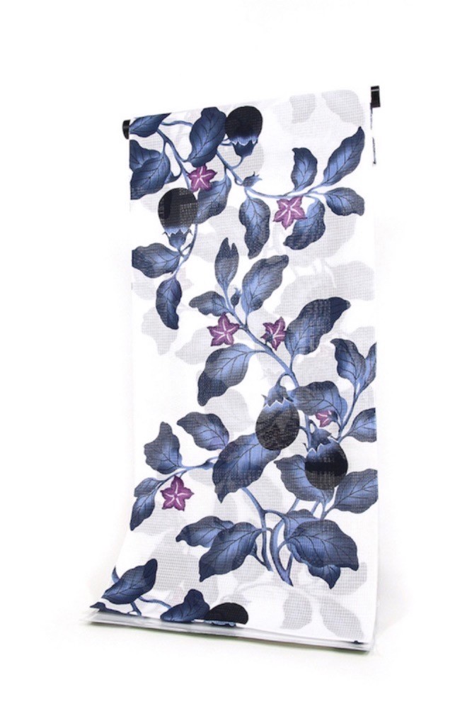 呉服屋 新柄 芸艸堂コレクション UNSODO 女物浴衣 反物 白×紺×紫（茄子
