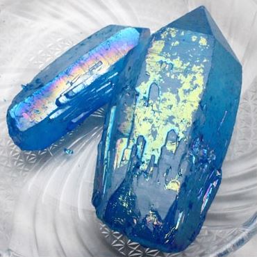 選べるオーラクリスタル ポイント Mサイズ 原石 ランダム発送 : 天然石