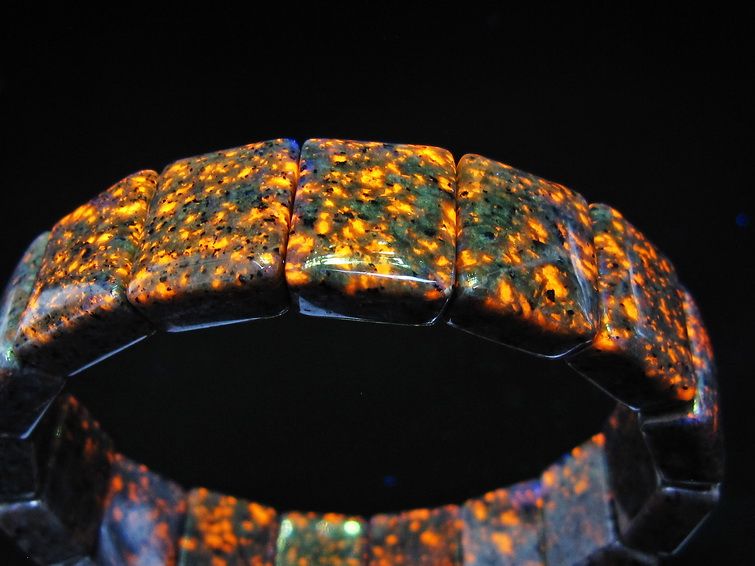 ユーパーライト  バングル 