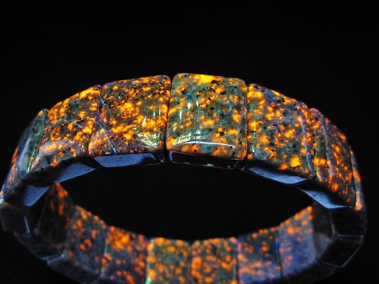 ユーパーライト  バングル 