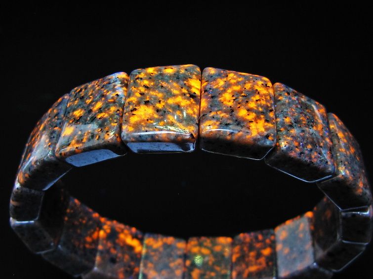 ユーパーライト  バングル 