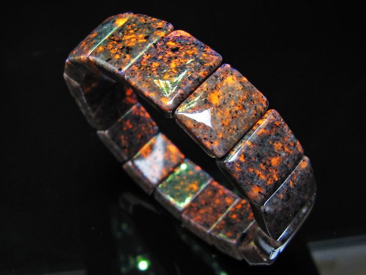 ユーパーライト  バングル 