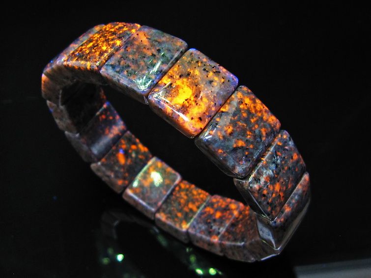 ユーパーライト  バングル 