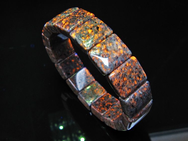 ユーパーライト  バングル 