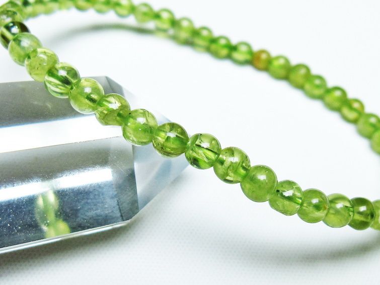 ペリドットブレスレット