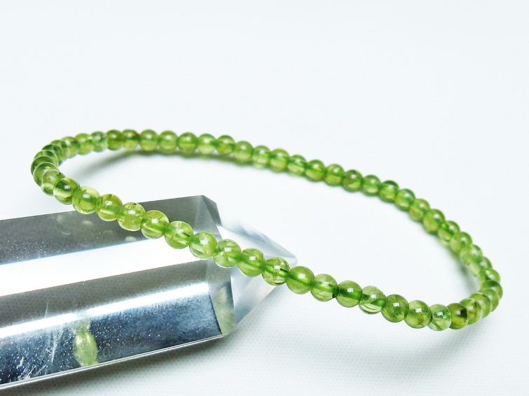 ペリドットブレスレット