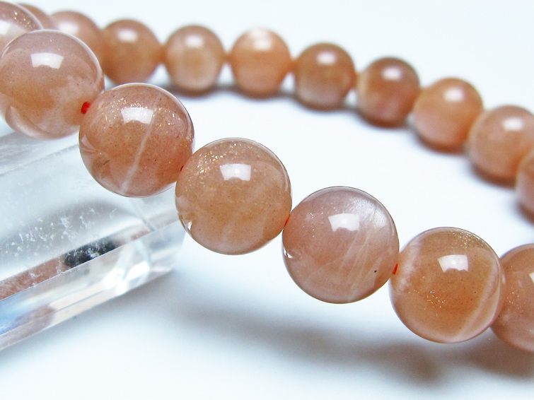 オレンジムーンストーンブレスレット