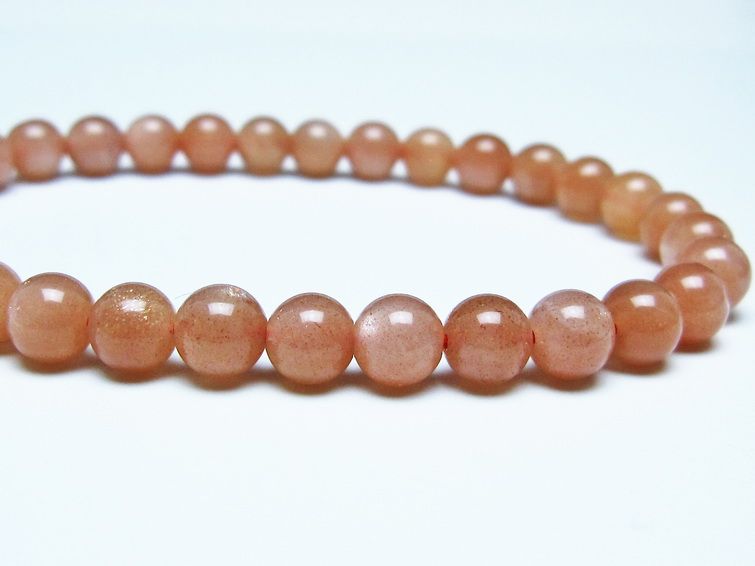 オレンジムーンストーンブレスレット