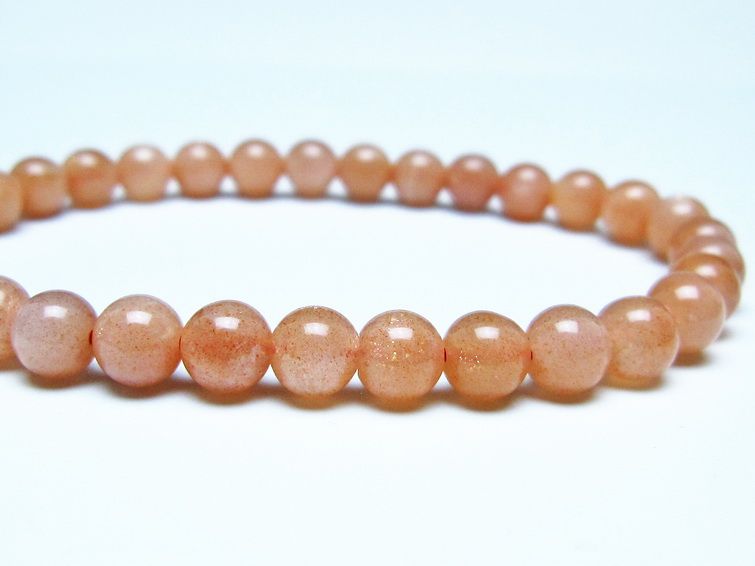 オレンジムーンストーンブレスレット