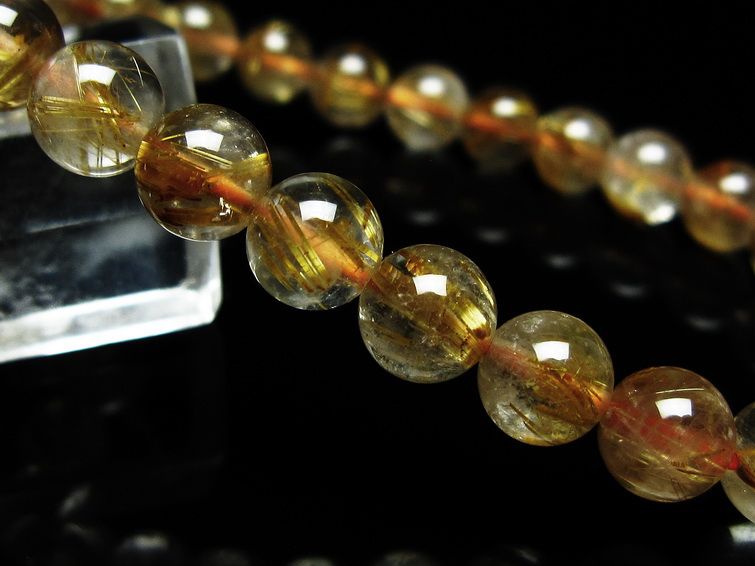 ゴールドタイチンルチルクォーツブレスレット