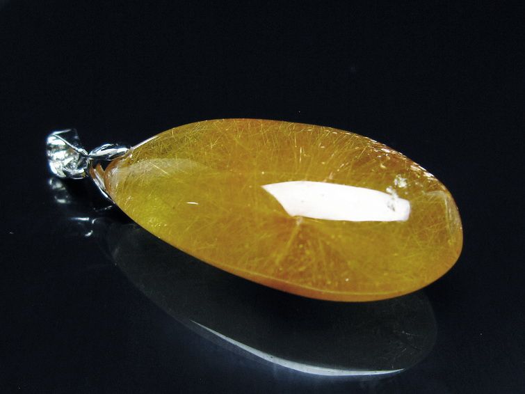 ルチルクォーツペンダント