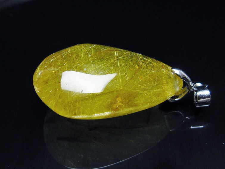 ルチルクォーツペンダント