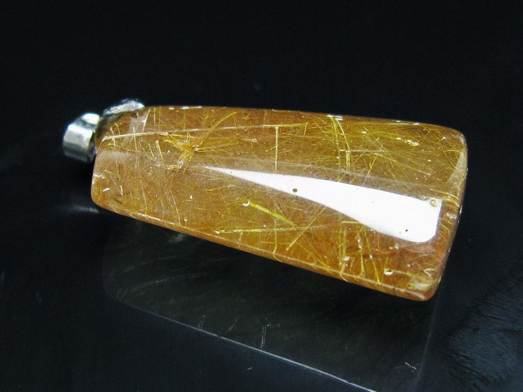 ルチルクォーツペンダント