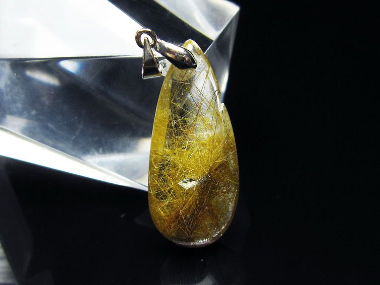 プラチナルチルクォーツペンダント