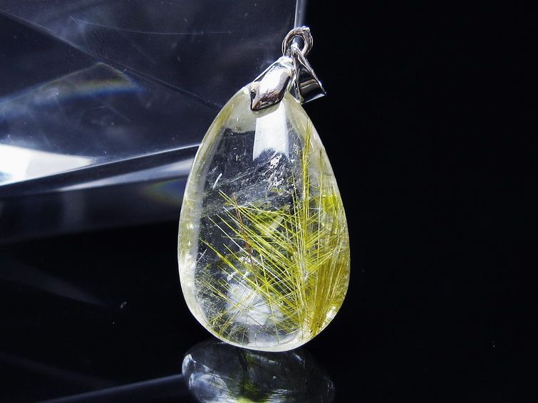 プラチナルチルクォーツペンダント