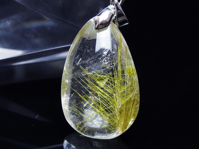 プラチナルチルクォーツペンダント