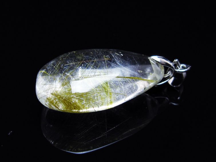 プラチナルチルクォーツペンダント