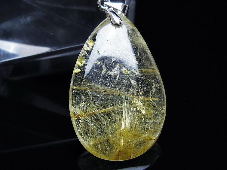 プラチナルチルクォーツペンダント