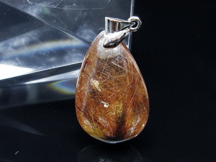 プラチナルチルクォーツペンダント