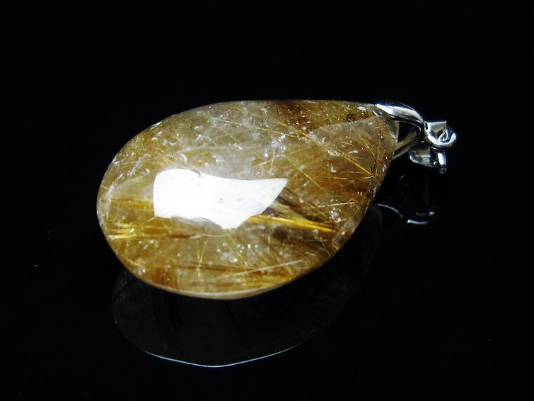 ゴールド タイチンルチルクォーツペンダント