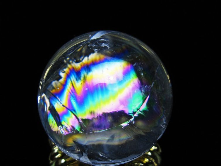 M-29虹入り水晶丸玉　水晶スフィア　天然石　クリスタル　アイリスクォーツ 楽天市場】水晶 丸玉 アイリスクォーツ スフィア 虹入り 好きな商品が