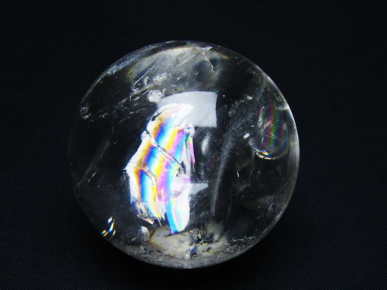 水晶 丸玉 虹入り 54mm スフィア 置物 水晶玉 一点物 送料無料 151