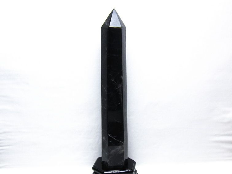 モリオン六角柱　パワーストーン　天然石　自然石　原石　鑑賞石 1.6Kg 黒水晶 六角柱 モリオン ポイント 置物 一点物 台座付属 送料