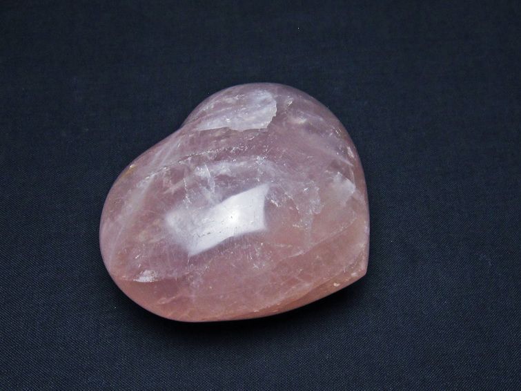 ローズクォーツ 置物 ハート 一点物 155-731 : 天然石・パワーストーン